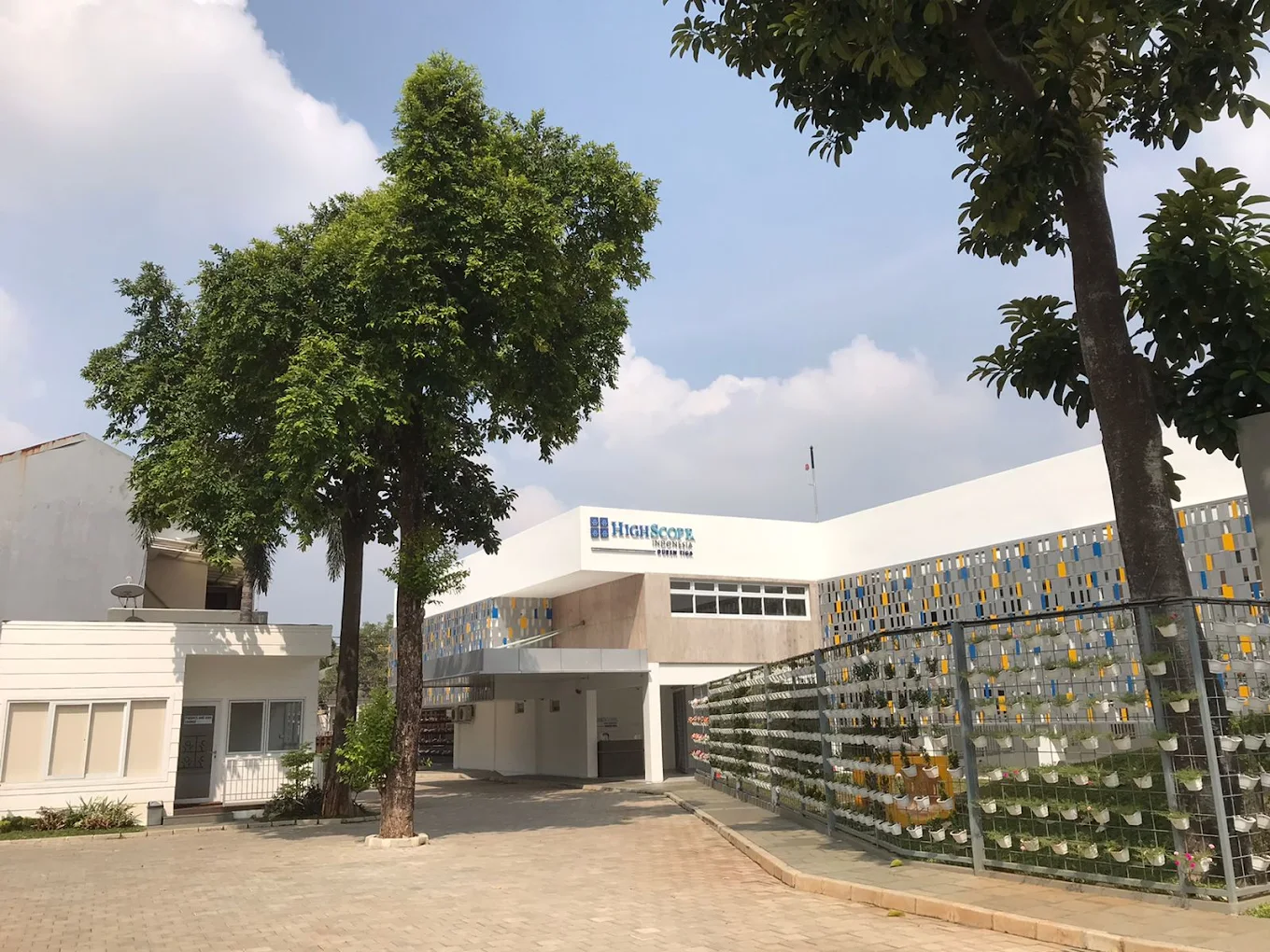 Highscope Indonesia Duren Tiga