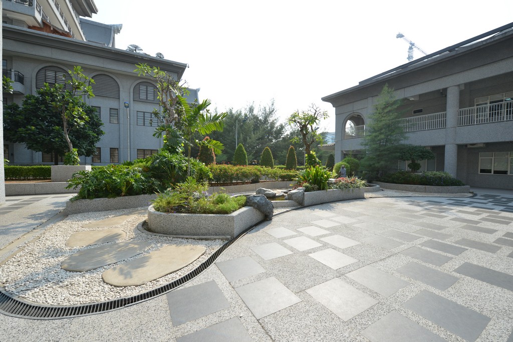 Tzu Chi School